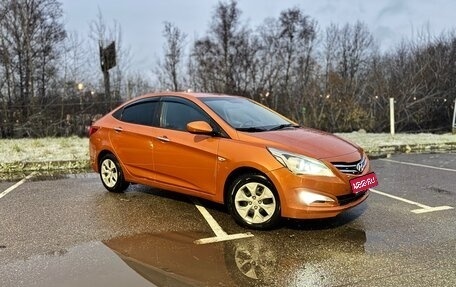 Hyundai Solaris II рестайлинг, 2015 год, 835 000 рублей, 1 фотография
