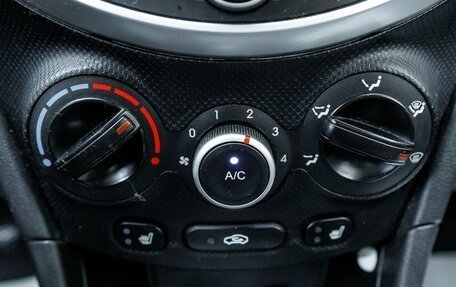 Hyundai Solaris II рестайлинг, 2013 год, 679 000 рублей, 16 фотография