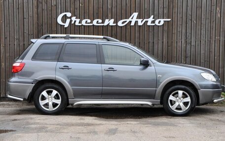 Mitsubishi Outlander III рестайлинг 3, 2006 год, 650 000 рублей, 6 фотография
