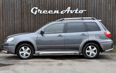 Mitsubishi Outlander III рестайлинг 3, 2006 год, 650 000 рублей, 2 фотография