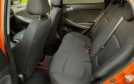 Hyundai Solaris II рестайлинг, 2015 год, 835 000 рублей, 4 фотография