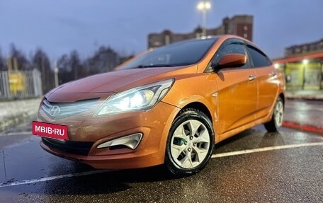 Hyundai Solaris II рестайлинг, 2015 год, 835 000 рублей, 5 фотография