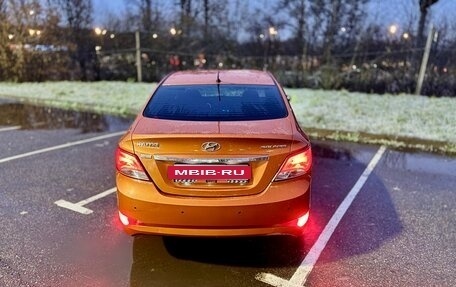 Hyundai Solaris II рестайлинг, 2015 год, 835 000 рублей, 3 фотография