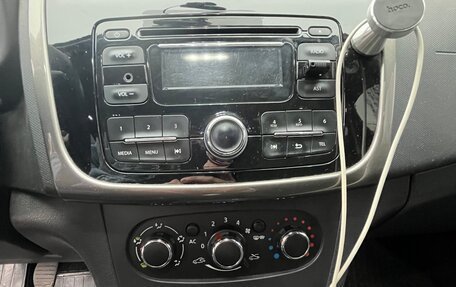 Renault Logan II, 2014 год, 670 000 рублей, 12 фотография