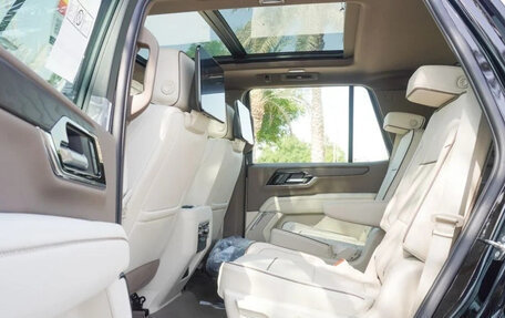 GMC Yukon IV, 2025 год, 13 800 000 рублей, 6 фотография