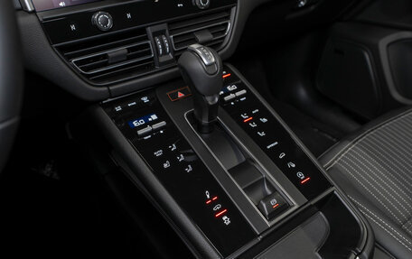 Porsche Macan I рестайлинг, 2025 год, 11 250 000 рублей, 26 фотография