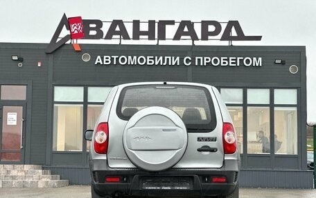 Chevrolet Niva I рестайлинг, 2013 год, 790 000 рублей, 4 фотография