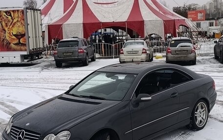 Mercedes-Benz CLK-Класс, 2004 год, 800 000 рублей, 3 фотография