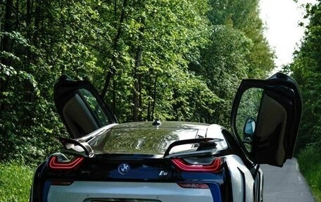 BMW i8 I рестайлинг, 2015 год, 6 900 000 рублей, 8 фотография