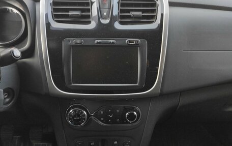 Renault Logan II, 2019 год, 1 100 000 рублей, 5 фотография