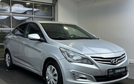 Hyundai Solaris II рестайлинг, 2016 год, 999 000 рублей, 3 фотография