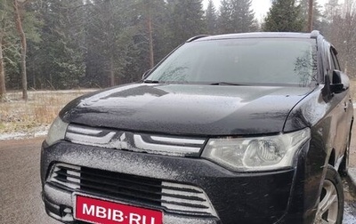 Mitsubishi Outlander III рестайлинг 3, 2014 год, 1 500 000 рублей, 1 фотография