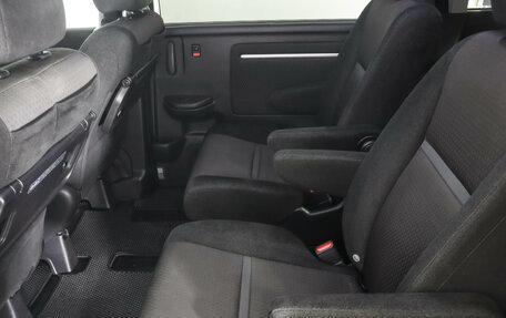 Honda Stepwgn IV, 2018 год, 2 369 000 рублей, 12 фотография