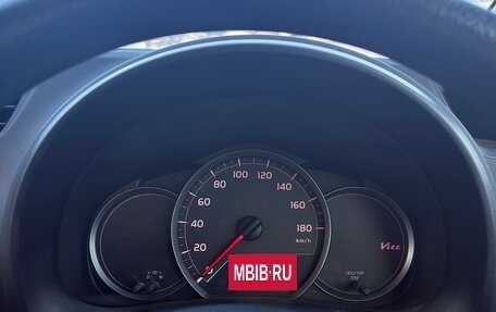 Toyota Vitz, 2013 год, 810 000 рублей, 4 фотография