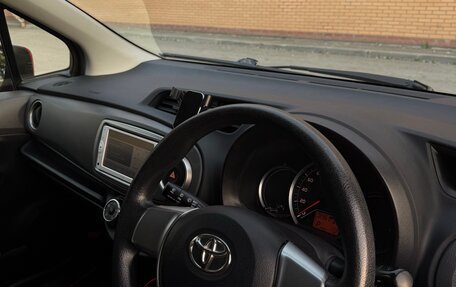 Toyota Vitz, 2013 год, 810 000 рублей, 14 фотография