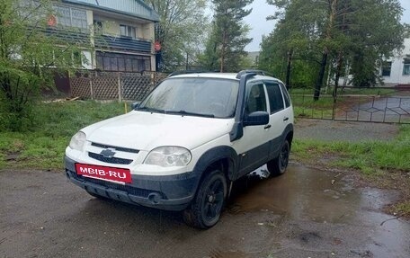 Chevrolet Niva I рестайлинг, 2016 год, 650 000 рублей, 4 фотография