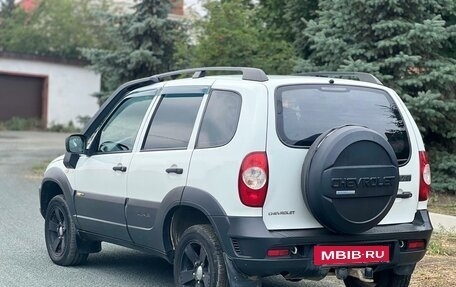 Chevrolet Niva I рестайлинг, 2016 год, 650 000 рублей, 9 фотография