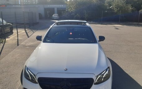 Mercedes-Benz E-Класс, 2017 год, 3 350 000 рублей, 2 фотография