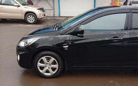 Hyundai Solaris II рестайлинг, 2013 год, 750 000 рублей, 10 фотография