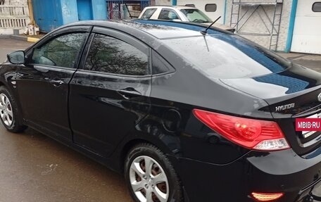 Hyundai Solaris II рестайлинг, 2013 год, 750 000 рублей, 11 фотография