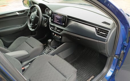 Skoda Rapid II, 2021 год, 1 950 000 рублей, 11 фотография