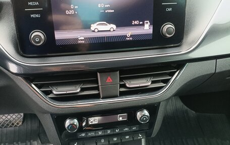 Skoda Rapid II, 2021 год, 1 950 000 рублей, 16 фотография