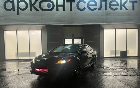 Toyota Camry, 2019 год, 2 300 000 рублей, 1 фотография