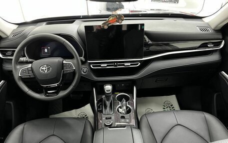 Toyota Highlander, 2025 год, 5 750 000 рублей, 13 фотография