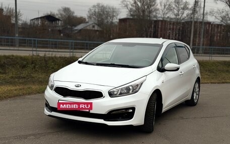 KIA cee'd III, 2018 год, 1 350 000 рублей, 2 фотография
