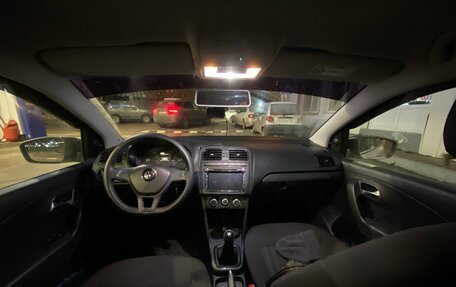 Volkswagen Polo VI (EU Market), 2017 год, 950 000 рублей, 10 фотография