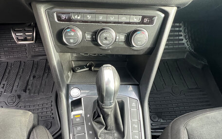 Volkswagen Tiguan II, 2018 год, 1 890 000 рублей, 9 фотография