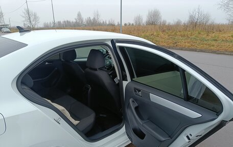 Volkswagen Jetta VI, 2018 год, 1 620 000 рублей, 13 фотография