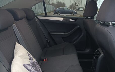 Volkswagen Jetta VI, 2018 год, 1 620 000 рублей, 14 фотография