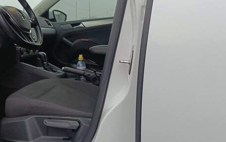 Volkswagen Jetta VI, 2018 год, 1 620 000 рублей, 19 фотография