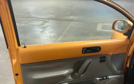 Volkswagen Beetle, 2001 год, 480 000 рублей, 8 фотография