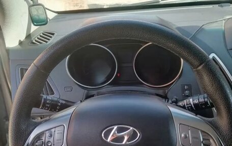 Hyundai ix35 I рестайлинг, 2011 год, 1 000 000 рублей, 14 фотография