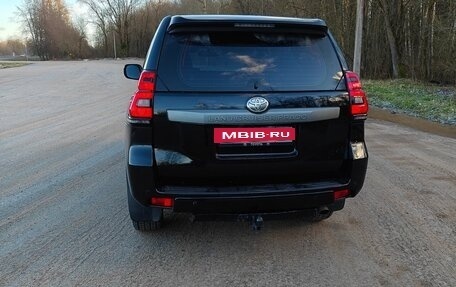 Toyota Land Cruiser Prado 150 рестайлинг 2, 2014 год, 2 900 000 рублей, 6 фотография