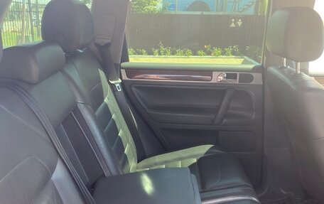 Volkswagen Touareg III, 2008 год, 1 000 000 рублей, 9 фотография