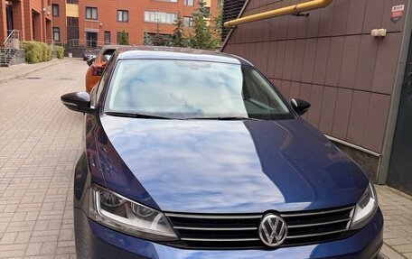 Volkswagen Jetta VI, 2017 год, 1 500 000 рублей, 2 фотография