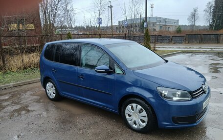 Volkswagen Touran III, 2012 год, 800 000 рублей, 4 фотография