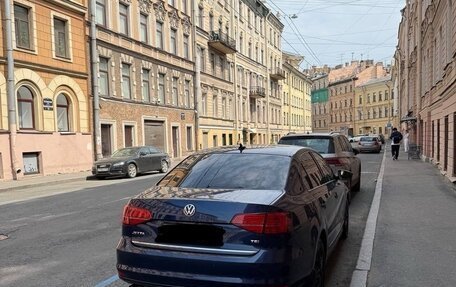 Volkswagen Jetta VI, 2017 год, 1 500 000 рублей, 7 фотография