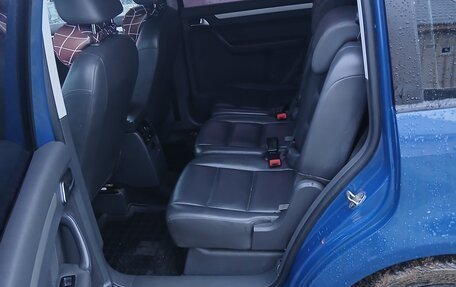 Volkswagen Touran III, 2012 год, 800 000 рублей, 12 фотография