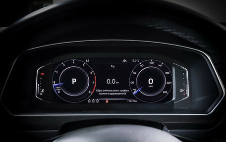 Volkswagen Tiguan II, 2019 год, 3 099 000 рублей, 15 фотография