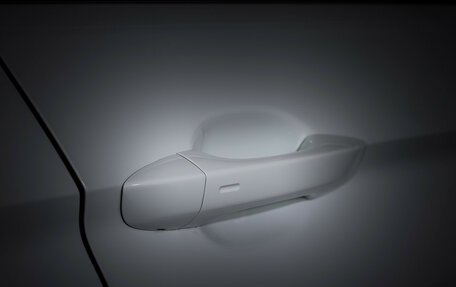 Volkswagen Tiguan II, 2019 год, 3 099 000 рублей, 23 фотография