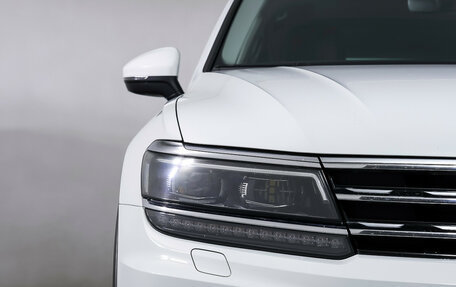 Volkswagen Tiguan II, 2019 год, 3 099 000 рублей, 25 фотография