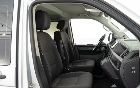 Volkswagen Multivan T6 рестайлинг, 2018 год, 3 747 077 рублей, 8 фотография