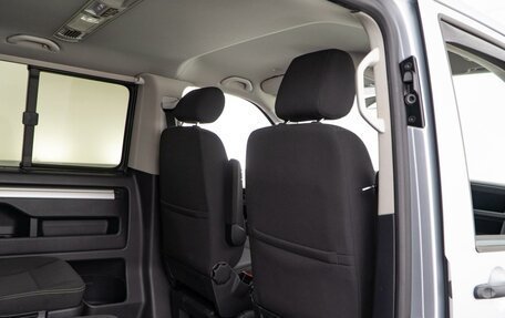 Volkswagen Multivan T6 рестайлинг, 2018 год, 3 747 077 рублей, 9 фотография