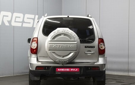 Chevrolet Niva I рестайлинг, 2012 год, 460 000 рублей, 4 фотография