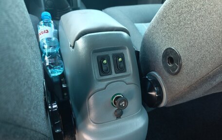 ГАЗ 31105 «Волга», 2004 год, 720 000 рублей, 12 фотография