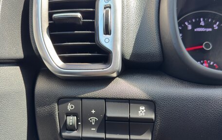 KIA Sportage IV рестайлинг, 2017 год, 2 150 000 рублей, 26 фотография